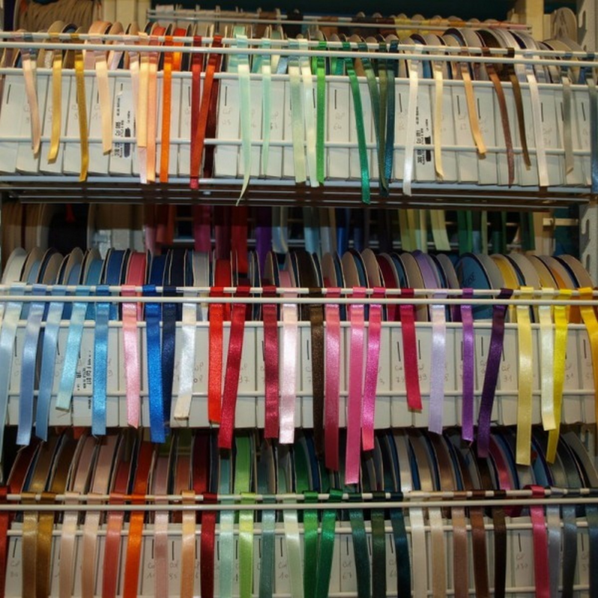 6 Rubans Satin 50mm X 10m - 6 Couleurs Vives (Rouge, Jaune, Bleu, Vert, Orange, Violet)